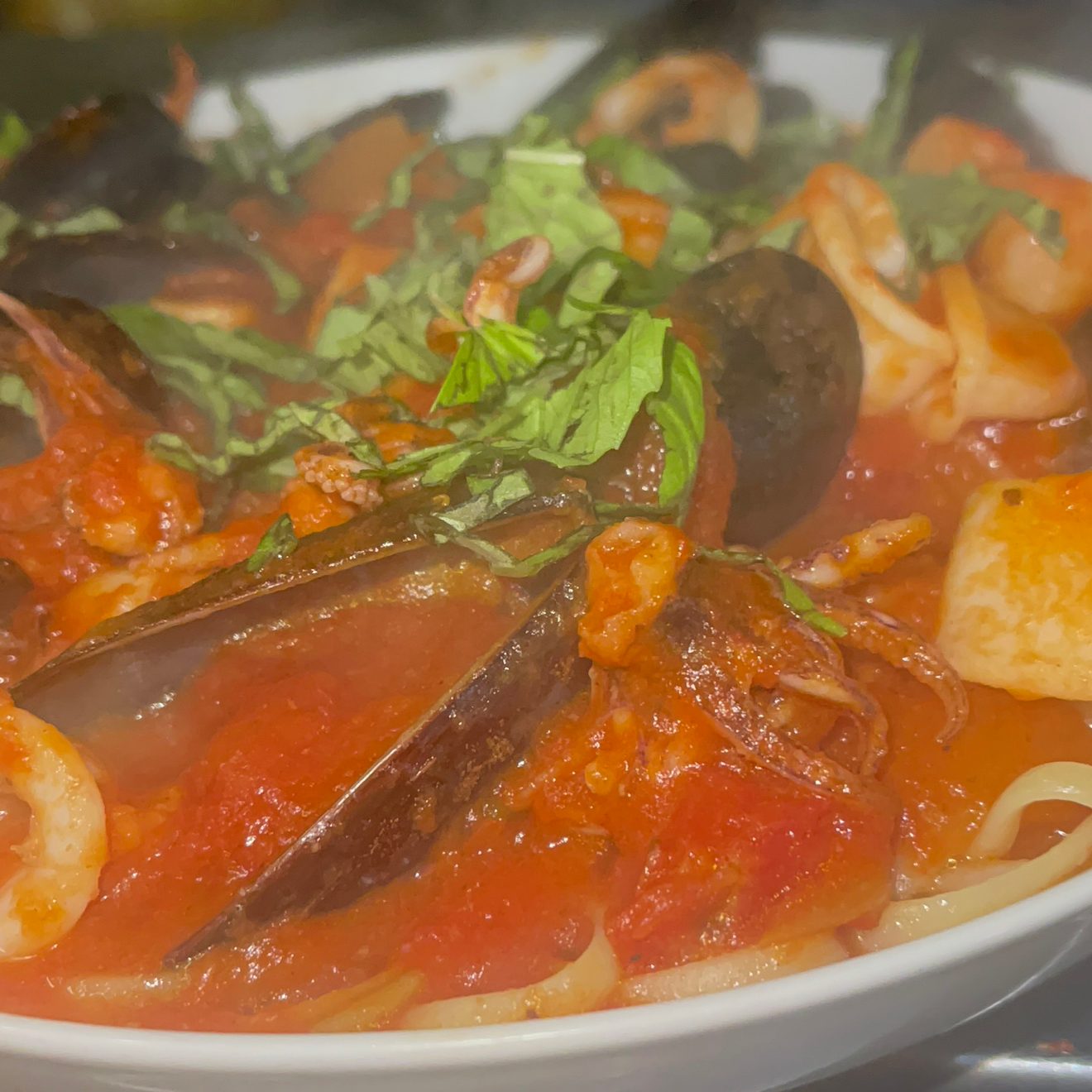 Linguine with Mussels Marinara.