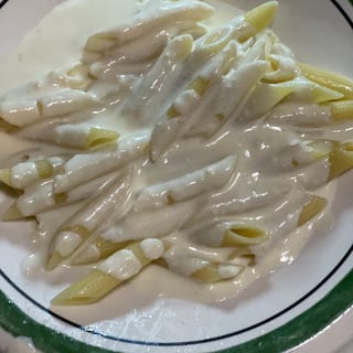 Kid's Alfredo Sauce Pasta